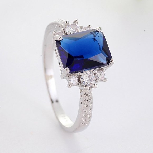 🔥 Radiant Royal Blue Pure Gemstone Zircon Trendy Rings for WomenVGG1207 - Picture 2 of 3